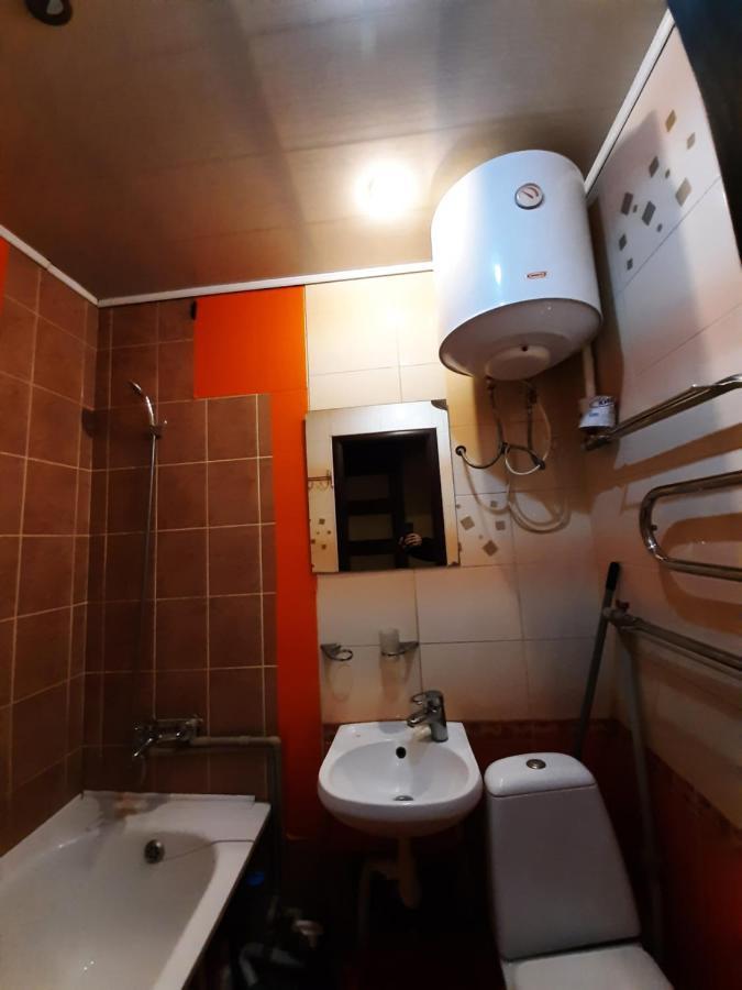 1 комн кв остановка дворец спорта строитель, рядом с улицей химиков Черкаси Екстер'єр фото